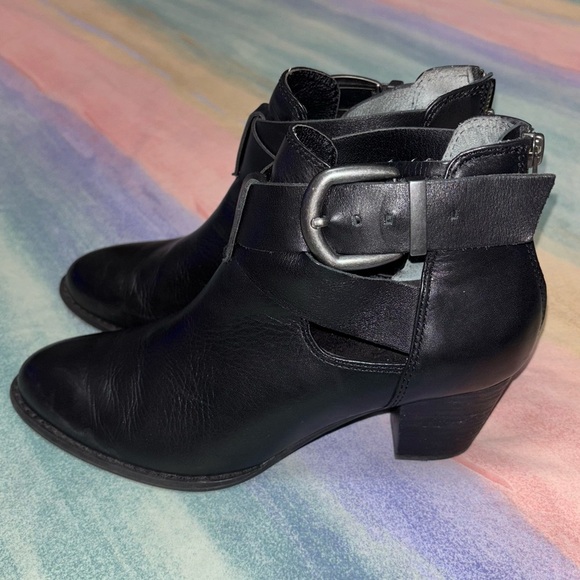 Vionic Rory Leather Open Side Back Zip Women’s US size 7.5 Heeled Ankle Boots. - Picture 2 of 8